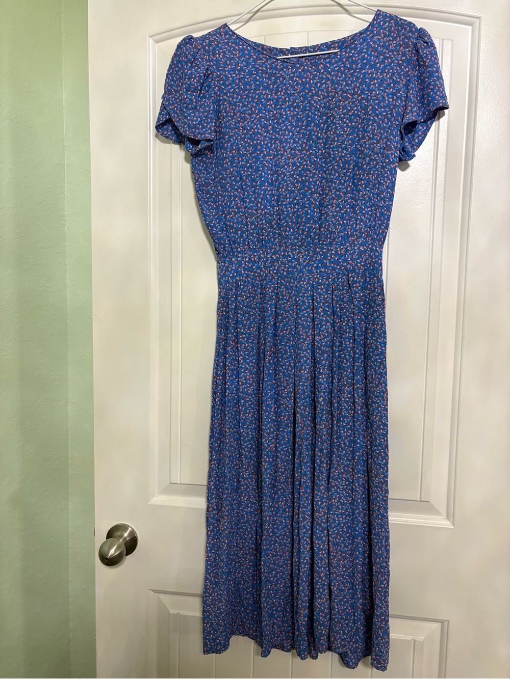 Vintage Tulip Sleeve Midi Dress